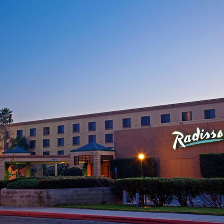 Radisson Hotel Santa Maria Екстер'єр фото