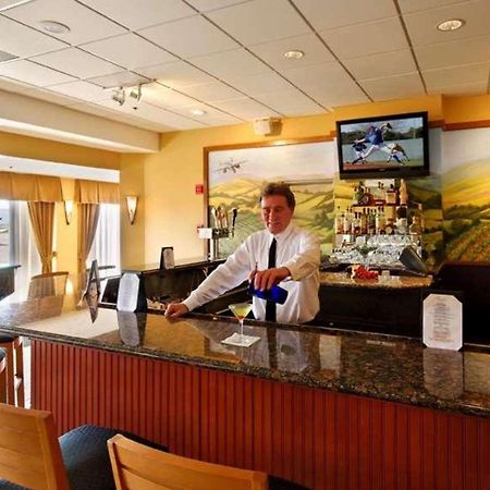 Radisson Hotel Santa Maria Ресторан фото