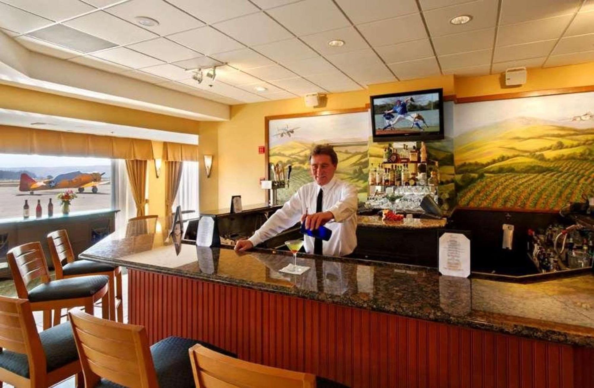 Radisson Hotel Santa Maria Ресторан фото